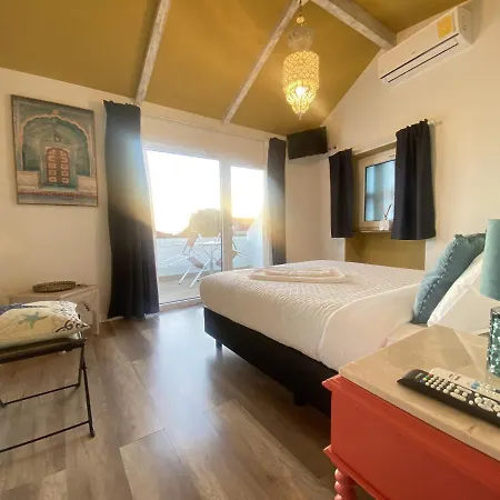 Marina Blue - & Guest house