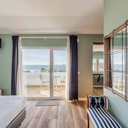 Marina Blue - & Guest house Setubal