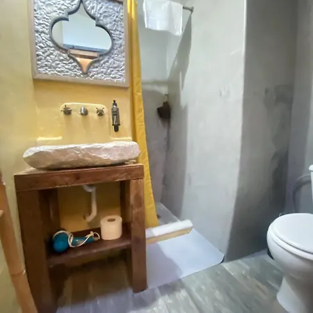 Marina Blue - & Guest house *