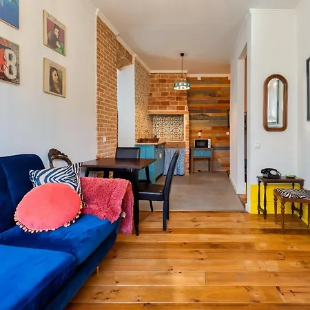 Marina Blue - & Guest house *